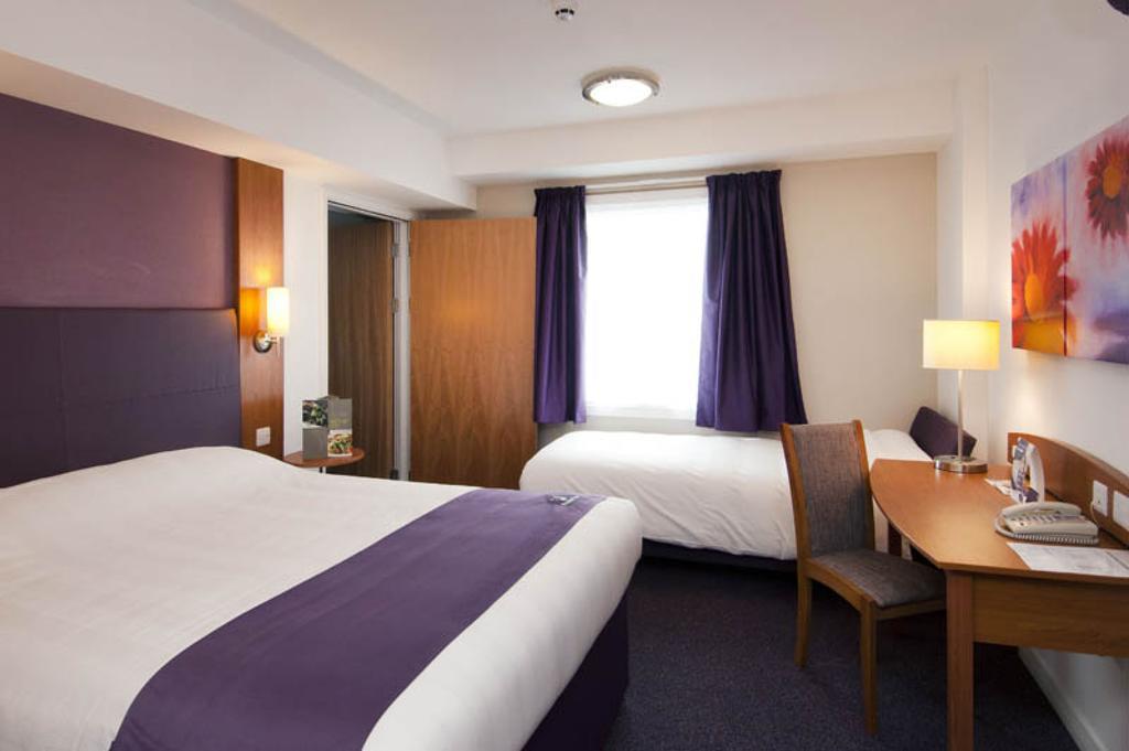 Premier Inn Reading Central Номер фото