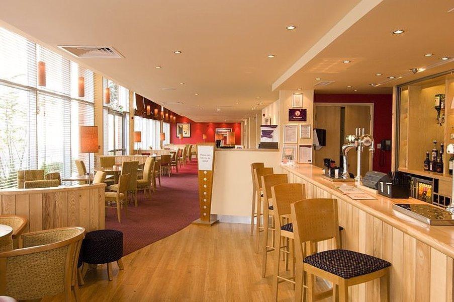 Premier Inn Reading Central Экстерьер фото