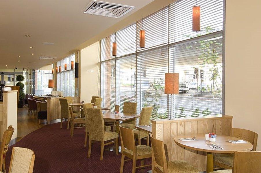 Premier Inn Reading Central Экстерьер фото